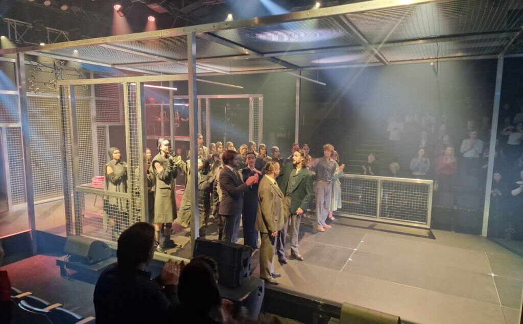 „Cienie” – musical, który zostaje z widzem na długo 6 597874496 1223870706506344 6833709699735053898 n